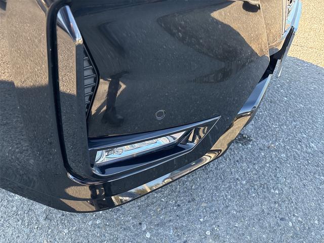 セレナ ハイウェイスターＶ　エマージェンシーブレーキ　純正１０インチナビ　フルセグＴＶ　ＢＴ　ＤＶＤ／Ｂｌｕ－ｒａｙ　両側電動スライドドア　ドラレコ　ＥＴＣ　プロパイロット　フリップダウンモニター　バックカメラ　純正ＡＷ　ＢＳＭ（15枚目）