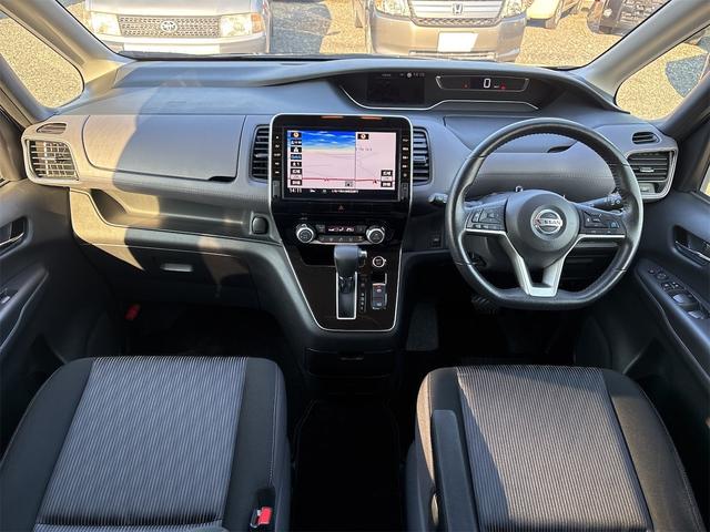 セレナ ハイウェイスターＶ　エマージェンシーブレーキ　純正１０インチナビ　フルセグＴＶ　ＢＴ　ＤＶＤ／Ｂｌｕ－ｒａｙ　両側電動スライドドア　ドラレコ　ＥＴＣ　プロパイロット　フリップダウンモニター　バックカメラ　純正ＡＷ　ＢＳＭ（25枚目）