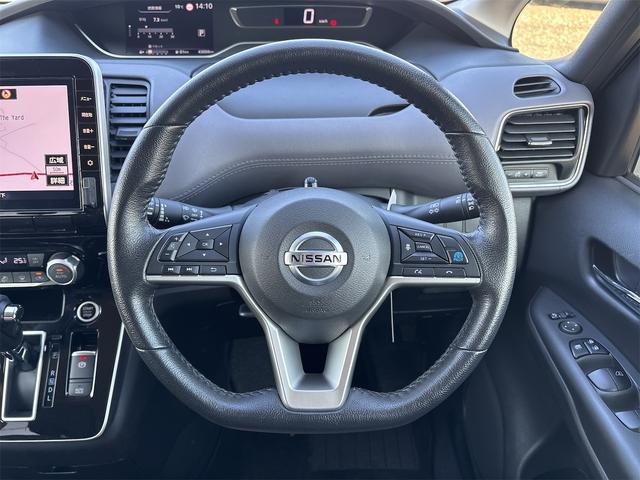 セレナ ハイウェイスターＶ　エマージェンシーブレーキ　純正１０インチナビ　フルセグＴＶ　ＢＴ　ＤＶＤ／Ｂｌｕ－ｒａｙ　両側電動スライドドア　ドラレコ　ＥＴＣ　プロパイロット　フリップダウンモニター　バックカメラ　純正ＡＷ　ＢＳＭ（26枚目）