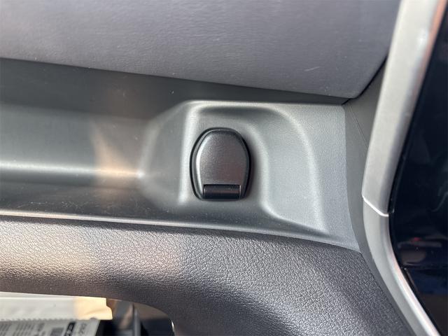 セレナ ハイウェイスターＶ　エマージェンシーブレーキ　純正１０インチナビ　フルセグＴＶ　ＢＴ　ＤＶＤ／Ｂｌｕ－ｒａｙ　両側電動スライドドア　ドラレコ　ＥＴＣ　プロパイロット　フリップダウンモニター　バックカメラ　純正ＡＷ　ＢＳＭ（30枚目）