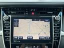 純正9.2インチメーカーナビ付。フルセグTVやDVDも視聴可能です。Bluetoothも使えます。