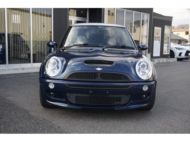 MINI クーパーS チェックメイト JCWチューニングキット MT車 ルーフ張り替済み 電動格納ミラー フロントリアフォグランプ HIDヘッドライト 車検整備付(2枚目)