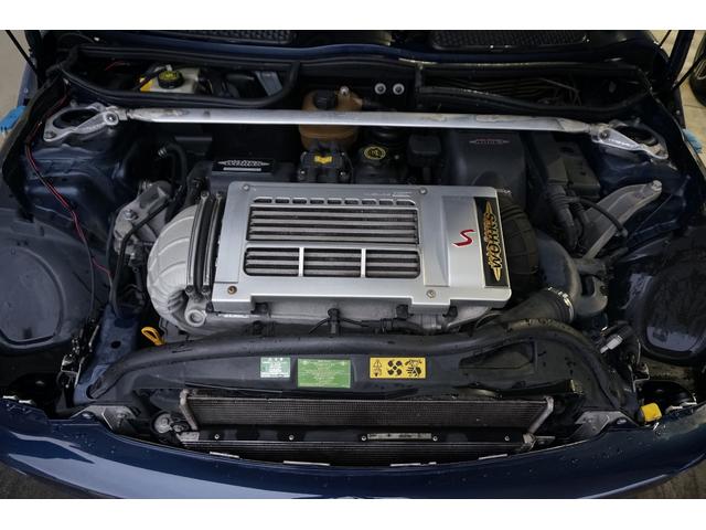 MINI クーパーS チェックメイト JCWチューニングキット MT車 ルーフ張り替済み 電動格納ミラー フロントリアフォグランプ HIDヘッドライト 車検整備付(3枚目)