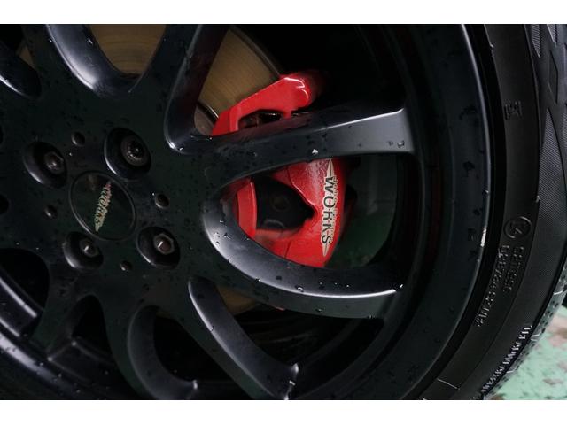 MINI クーパーS チェックメイト JCWチューニングキット MT車 ルーフ張り替済み 電動格納ミラー フロントリアフォグランプ HIDヘッドライト 車検整備付(20枚目)