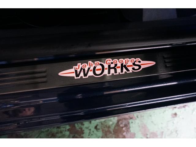 MINI クーパーS チェックメイト JCWチューニングキット MT車 ルーフ張り替済み 電動格納ミラー フロントリアフォグランプ HIDヘッドライト 車検整備付(21枚目)