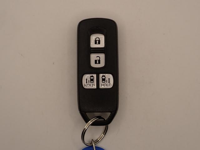 Ｎ－ＢＯＸカスタム Ｇ・Ｌホンダセンシング　社外ＨＤＤナビ　フルセグＴＶ　ＣＤ＆ＤＶＤ再生　ブルートゥース　バックカメラ　ＥＴＣ車載器　両側電動スライドドア　ベンチシート　ＬＥＤオートライト　ドラレコ　ワンオーナー　スマートキー（9枚目）