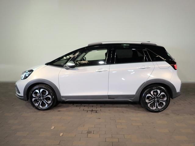 フィット e:HEVクロスター ホンダコネクト9インチDPナビ フルセグTV ブルートゥース バックカメラ ETC2.0 LEDオートライト ワンオーナー 禁煙車 ルーフレール パーキングセンサー ホンダセンシング 純正16AW(33枚目)