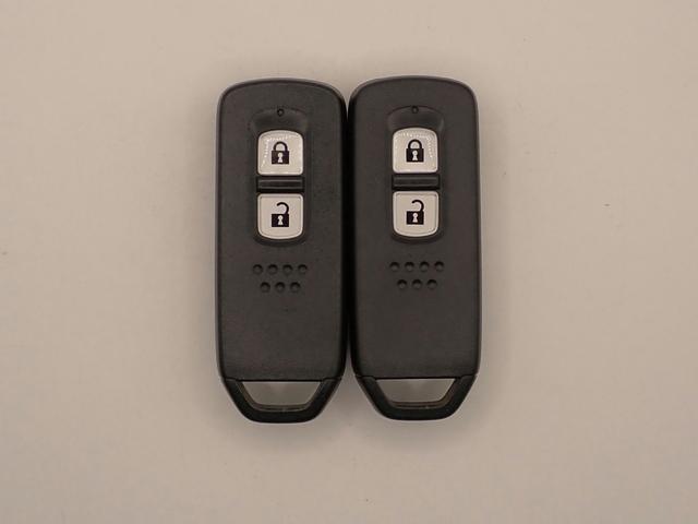 N-WGN Lホンダセンシング バックカメラ ベンチシート ETC車載器 LEDオートライト ワンオーナー 禁煙車 シートヒーター アイドリングストップ スマートキー ドラレコ前後 パーキングセンサー ホンダセンシング(9枚目)