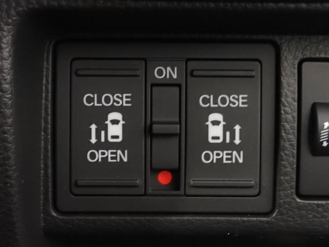 ステップワゴン e:HEVスパーダ ギャザズ9インチナビ フルセグTV CD&DVD再生 ブルートゥース バックカメラ 15.4型フリップダウンモニター 両側電動スライドドア シートヒーター LED ワンオーナー 禁煙車 スマートキー(13枚目)