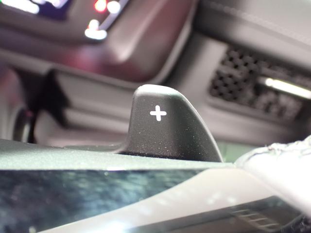 ステップワゴン e:HEVスパーダ ギャザズ9インチナビ フルセグTV CD&DVD再生 ブルートゥース バックカメラ 15.4型フリップダウンモニター 両側電動スライドドア シートヒーター LED ワンオーナー 禁煙車 スマートキー(15枚目)