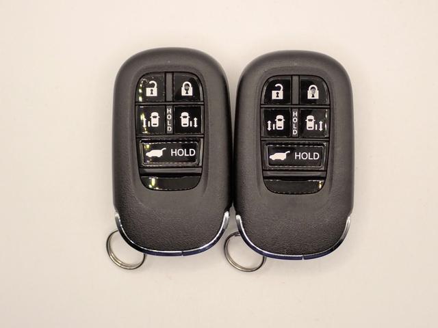 ステップワゴン e:HEVスパーダ ギャザズ11.4インチナビ フルセグTV DVD再生 ETC車載器 純正フリップモニター 全方位カメラ 両側電動スライドドア シートヒーター LEDオートライト F&Rドラレコ ワンオーナー 禁煙車(11枚目)