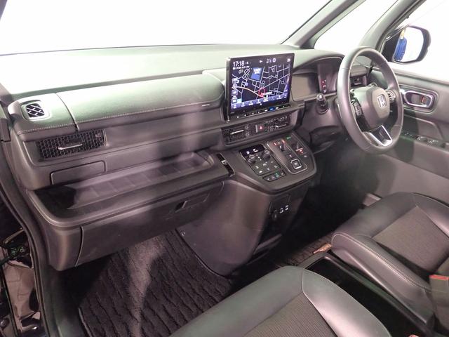 ステップワゴン e:HEVスパーダ ギャザズ11.4インチナビ フルセグTV DVD再生 ETC車載器 純正フリップモニター 全方位カメラ 両側電動スライドドア シートヒーター LEDオートライト F&Rドラレコ ワンオーナー 禁煙車(26枚目)