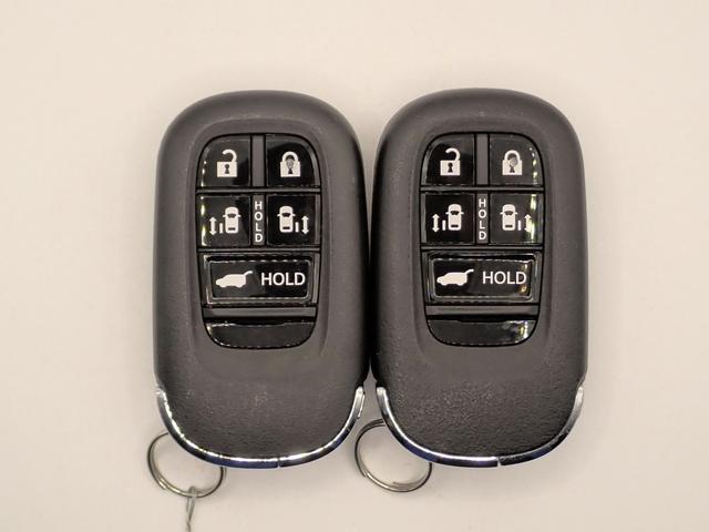 オデッセイハイブリッド e:HEVアブソルート・EX ギャザズ9インチナビ フルセグTV ブルートゥース 天吊りモニター 全方位モニター ETC車載器 両側電動スライドドア レザーシート Sヒーター LEDライト ワンオーナー 禁煙車 ドラレコ前後(11枚目)