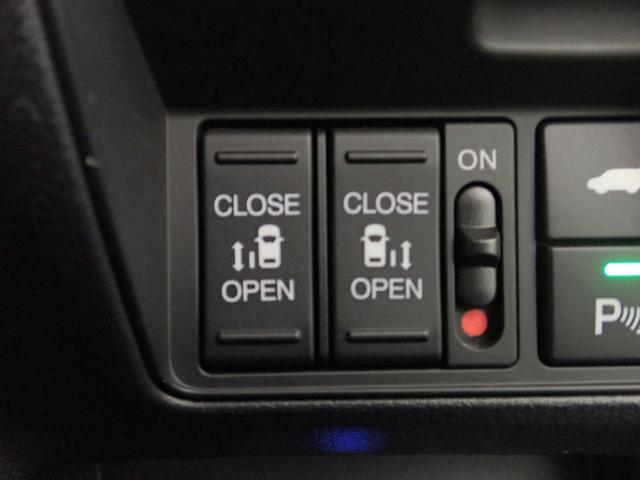 オデッセイハイブリッド e:HEVアブソルート・EX ギャザズ9インチナビ フルセグTV ブルートゥース 天吊りモニター 全方位モニター ETC車載器 両側電動スライドドア レザーシート Sヒーター LEDライト ワンオーナー 禁煙車 ドラレコ前後(14枚目)