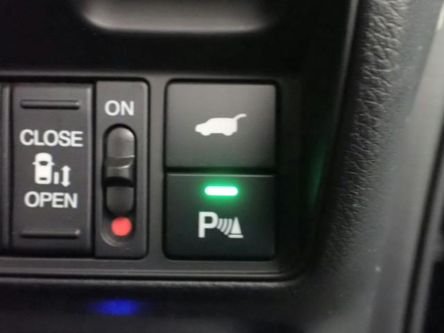 オデッセイハイブリッド e:HEVアブソルート・EX ギャザズ9インチナビ フルセグTV ブルートゥース 天吊りモニター 全方位モニター ETC車載器 両側電動スライドドア レザーシート Sヒーター LEDライト ワンオーナー 禁煙車 ドラレコ前後(18枚目)