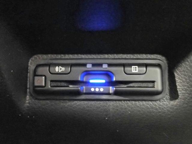 ステップワゴン スパーダ ギャザズ9インチナビ フルセグTV CD&DVD再生 ブルートゥース Bカメラ ETC車載器 パーキングセンサー 純正フリップモニター 両側電動スライドドア Sヒーター LED ワンオーナー 禁煙車(12枚目)