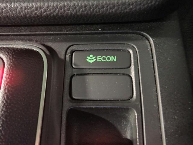 ステップワゴン e:HEVエアー ギャザズ9インチナビ フルセグTV CD&DVD再生 ブルートゥース Bカメラ ETC車載器 パーキングセンサー 両側電動スライドドア LEDオートライト ワンオーナー 禁煙車 ホンダセンシング(15枚目)