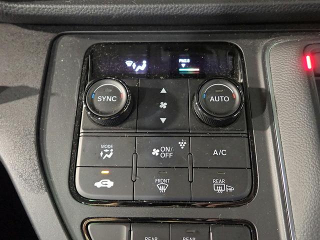 ステップワゴン e:HEVエアー ギャザズ9インチナビ フルセグTV CD&DVD再生 ブルートゥース Bカメラ ETC車載器 パーキングセンサー 両側電動スライドドア LEDオートライト ワンオーナー 禁煙車 ホンダセンシング(20枚目)