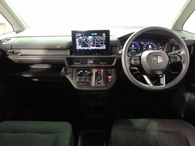 ステップワゴン e:HEVエアー ギャザズ9インチナビ フルセグTV CD&DVD再生 ブルートゥース Bカメラ ETC車載器 パーキングセンサー 両側電動スライドドア LEDオートライト ワンオーナー 禁煙車 ホンダセンシング(24枚目)
