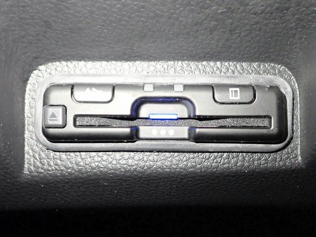 ヴェゼル ｅ：ＨＥＶＸ　ギャザズディスプレイオーディオ　アップルカープレイ対応　ブルートゥース　Ｂカメラ　ＥＴＣ車載器　ワンオーナー　禁煙車　ＬＥＤオートライト　パーキングセンサー　ホンダセンシング　純正１６ＡＷ（11枚目）