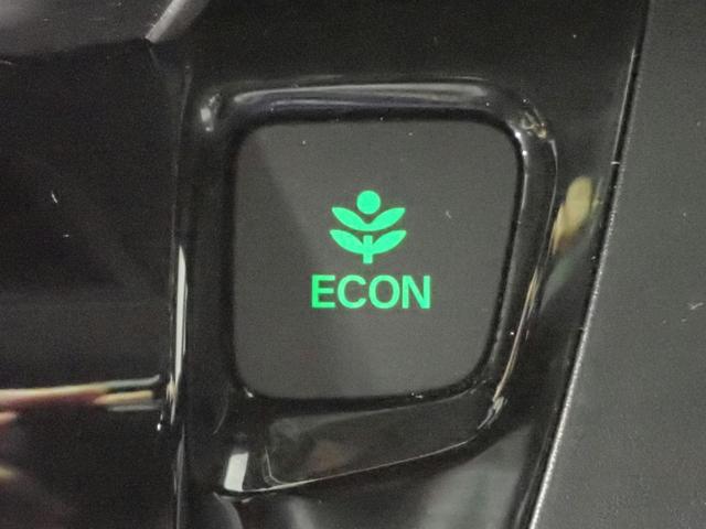 フリードハイブリッド ハイブリッド・Gブラックスタイル ギャザズメモリーナビ フルセグTV CD&DVD再生 ブルートゥース Bカメラ ETC車載器 両側電動スライド シートヒーター LEDオートライト ワンオーナー 禁煙車 ホンダセンシング スマートキー(16枚目)