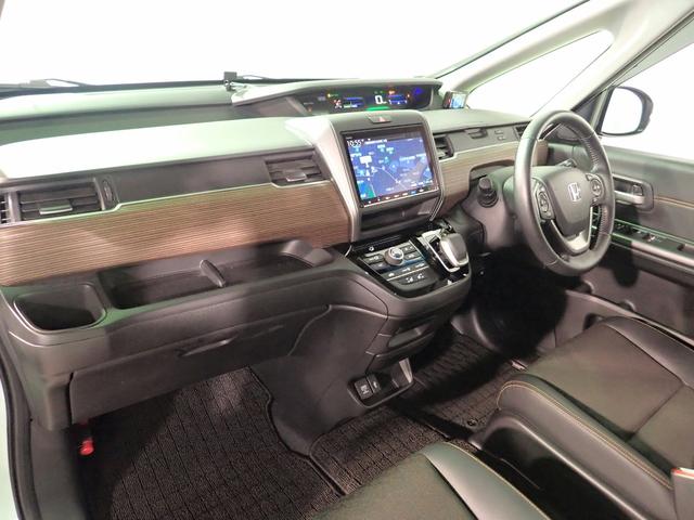 フリードハイブリッド ハイブリッド・クロスターホンダセンシング　ギャザズ９インチメモリーナビ　フルセグＴＶ　ＣＤ＆ＤＶＤ再生　ブルートゥース　バックカメラ　ＥＴＣ車載器　両側電動スライドドア　シートヒーター　ＬＥＤオートライト　ワンオーナー　ドラレコ前後（25枚目）