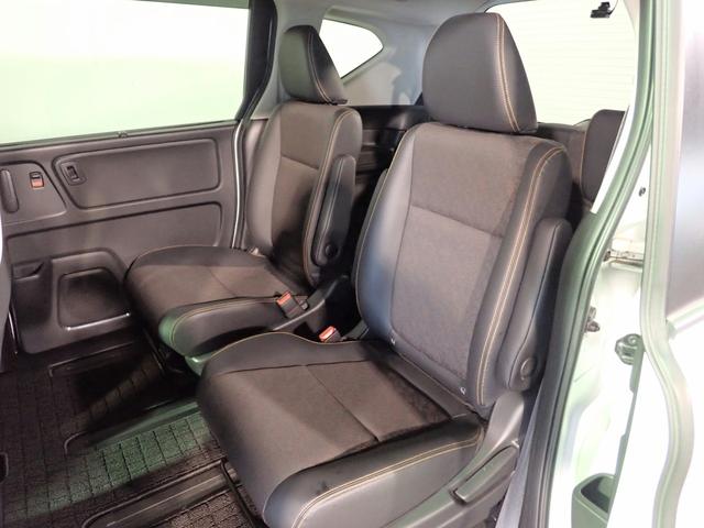 フリードハイブリッド ハイブリッド・クロスターホンダセンシング　ギャザズ９インチメモリーナビ　フルセグＴＶ　ＣＤ＆ＤＶＤ再生　ブルートゥース　バックカメラ　ＥＴＣ車載器　両側電動スライドドア　シートヒーター　ＬＥＤオートライト　ワンオーナー　ドラレコ前後（27枚目）