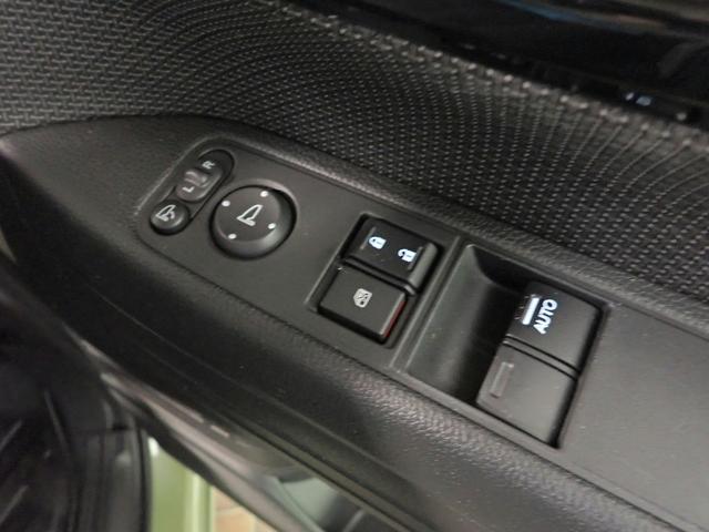 Ｎ－ＶＡＮ＋スタイル ファン・ターボ　社外８インチメモリーナビ　ワンセグＴＶ　ＣＤ再生　バックカメラ　ドラレコ前後　ＬＥＤオートライト　禁煙車　社外サスペンション　ルーフコンソール　ターボ　ホンダセンシング　アクティブクルーズコントロール（18枚目）