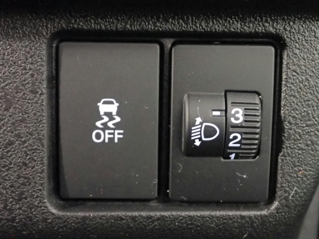 N-BOXカスタム ベースグレード ギャザズDPオーディオ ブルートゥース バックカメラ L側電動スライドドア LEDオートライト オートハイビーム ワンオーナー 禁煙車 シートヒーター パーキングセンサー ホンダセンシング USB充電(14枚目)