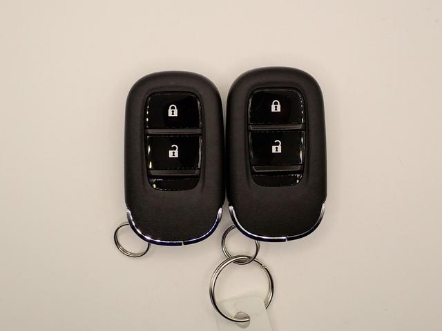 Ｎ－ＶＡＮ ｅ： ｅ：ファン　純正８インチＤＰオーディオ　ブルートゥース　バックカメラ　シートヒーター　ＬＥＤオートライト　アクティブクルーズＣ　ホンダセンシング　ＥＴＣ車載器　禁煙車　スマートキー　ドラレコ　両側スライドドア（10枚目）