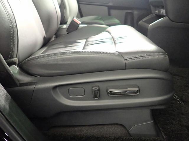 オデッセイハイブリッド e:HEVアブソルート・EX ギャザズ11.4インチメモリーナビ フルセグTV CD&DVD再生 ブルートゥース マルチビューカメラ 純正天吊りモニター ETC車載器 両側電動スライドドア ドラレコ前後 ワンオーナー Pセンサー(16枚目)