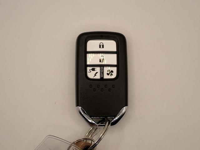 ◆東海地区最大級の展示場に自社整備工場完備で安心♪三重県でホンダ車をお探しならＵ－Ｓｅｌｅｃｔ鈴鹿へご用命ください♪お問い合わせは　ＴＥＬ　０５９－３７８－７７１７　へお気軽にお問い合わせください◆