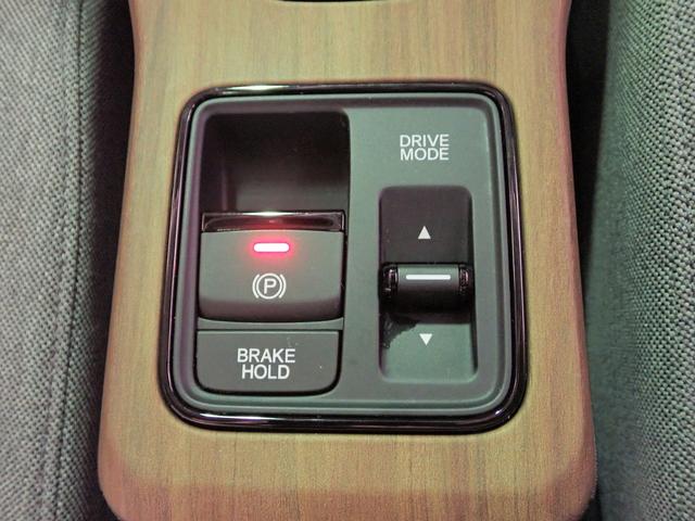 ◆東海地区最大級の展示場に自社整備工場完備で安心♪三重県でホンダ車をお探しならＵ－Ｓｅｌｅｃｔ鈴鹿へご用命ください♪お問い合わせは　ＴＥＬ　０５９－３７８－７７１７　へお気軽にお問い合わせください◆