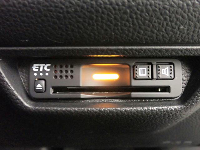 アコード EX 純正8インチメモリーナビ フルセグTV CD&DVD再生 ブルートゥース バックカメラ ETC車載器 サンルーフ 黒レザーシート シートヒーター LEDオートライト F&Rドラレコ ワンオーナー(11枚目)