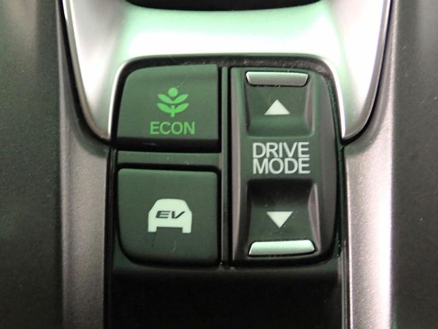 アコード EX 純正8インチメモリーナビ フルセグTV CD&DVD再生 ブルートゥース バックカメラ ETC車載器 サンルーフ 黒レザーシート シートヒーター LEDオートライト F&Rドラレコ ワンオーナー(17枚目)