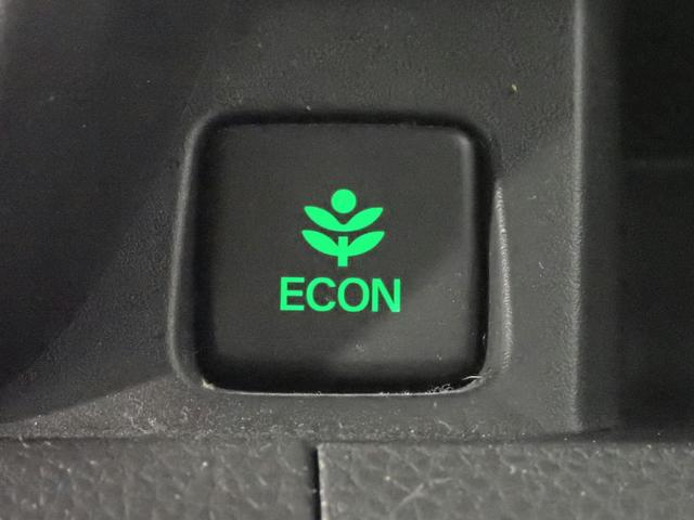 Ｎ－ＯＮＥ プレミアムツアラー　ギャザズ８インチメモリーナビ　フルセグＴＶ　ブルートゥース　バックカメラ　ＥＴＣ車載器　ハーフレザーＳ　ＬＥＤオートライト　禁煙車　パーキングセンサー　シートヒーター　純正エンジンスターター（16枚目）