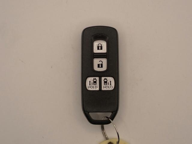 Ｎ－ＢＯＸカスタム Ｌターボ　社外メモリーナビ　ワンセグＴＶ　ＣＤ＆ＤＶＤ再生　ブルートゥース　バックカメラ　両側電動スライドドア　シートヒーター　ＬＥＤオートライト　禁煙車　ハーフレザーシート　パーキングセンサー（10枚目）