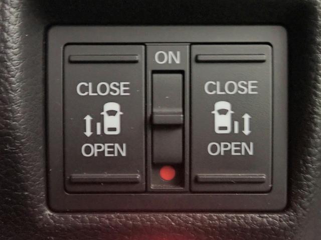 Ｎ－ＢＯＸカスタム Ｌターボ　社外メモリーナビ　ワンセグＴＶ　ＣＤ＆ＤＶＤ再生　ブルートゥース　バックカメラ　両側電動スライドドア　シートヒーター　ＬＥＤオートライト　禁煙車　ハーフレザーシート　パーキングセンサー（12枚目）