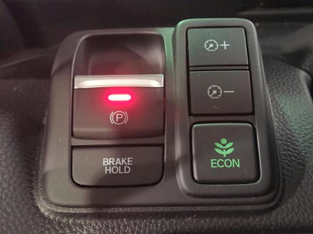 Ｎ－ＢＯＸカスタム Ｌターボ　社外メモリーナビ　ワンセグＴＶ　ＣＤ＆ＤＶＤ再生　ブルートゥース　バックカメラ　両側電動スライドドア　シートヒーター　ＬＥＤオートライト　禁煙車　ハーフレザーシート　パーキングセンサー（17枚目）