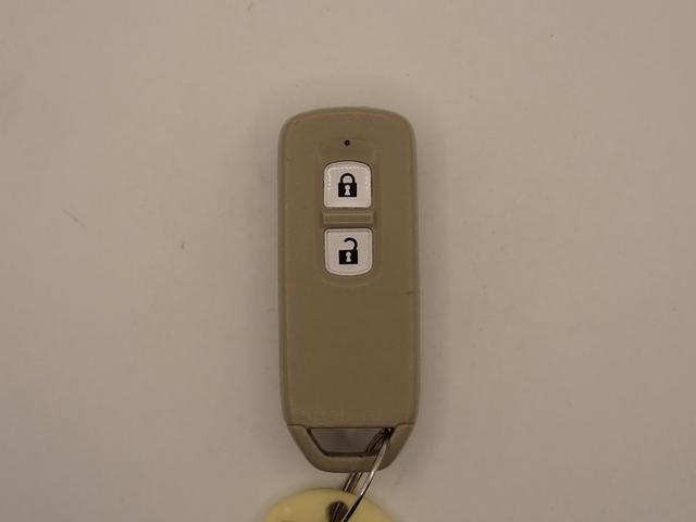 Ｎ－ＢＯＸスラッシュ Ｇ・Ｌノヴァカントリースタイル　純正メモリーナビ　フルセグＴＶ　ＣＤ＆ＤＶＤ再生　ブルートゥース　Ｂカメラ　ＨＩＤオートライト　ＥＴＣ車載器　あんしんＰＫＧ　ベンチシート　ドラレコ　シートヒーター　ステアリングヒーター　禁煙車（10枚目）