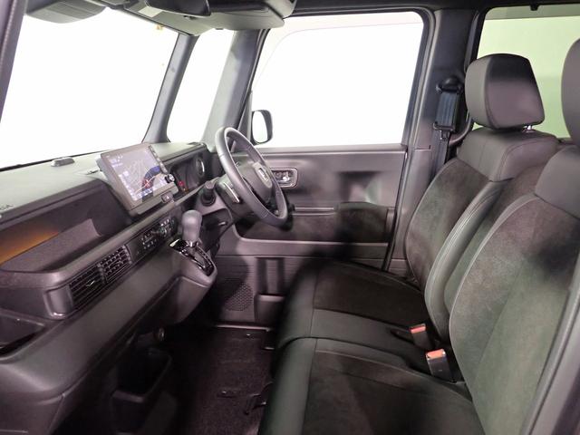 HONDA N-BOX CUSTOM TURBO