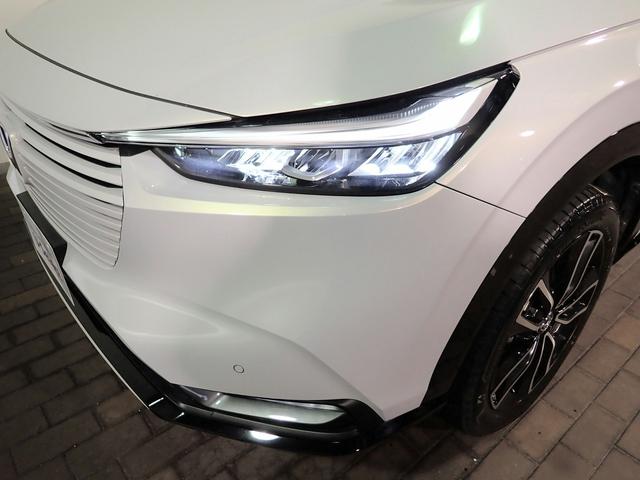 ヴェゼル ｅ：ＨＥＶＺ　ギャザズ９インチナビ　フルセグＴＶ　ブルートゥース　バックカメラ　ＥＴＣ車載器　ハーフレザーＳ　シート＆ステアリングヒーター　ＬＥＤオートライト　ワンオーナー　禁煙車　パーキングセンサー　ドラレコ前後（30枚目）