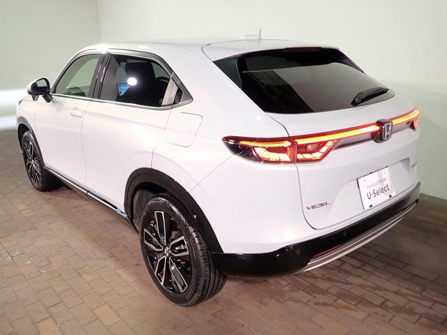 ヴェゼル ｅ：ＨＥＶＺ　ギャザズ９インチナビ　フルセグＴＶ　ブルートゥース　バックカメラ　ＥＴＣ車載器　ハーフレザーＳ　シート＆ステアリングヒーター　ＬＥＤオートライト　ワンオーナー　禁煙車　パーキングセンサー　ドラレコ前後（34枚目）