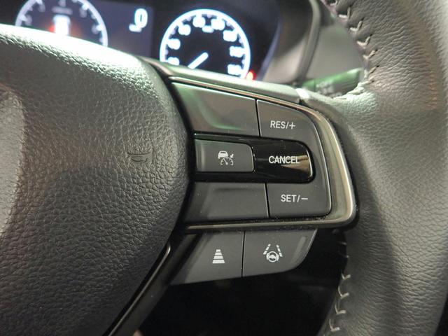 ＷＲ－Ｖ Ｚ　バックカメラ　ＬＥＤオートライト　オートハイビーム　アクティブクルーズコントロール　ホンダセンシング　ワンオーナー　スマートキー　パドルシフト　ハーフレザーシート　ＵＳＢ充電　パーキングセンサー（9枚目）