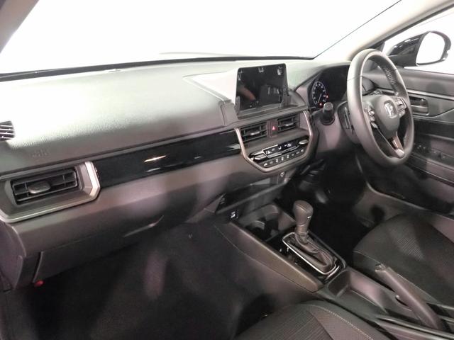 ＷＲ－Ｖ Ｚ　バックカメラ　ＬＥＤオートライト　オートハイビーム　アクティブクルーズコントロール　ホンダセンシング　ワンオーナー　スマートキー　パドルシフト　ハーフレザーシート　ＵＳＢ充電　パーキングセンサー（22枚目）
