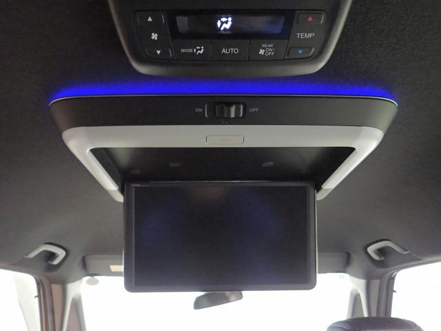 ステップワゴン ｅ：ＨＥＶスパーダ　ギャザズ１１．４インチナビ　フルセグＴＶ　ブルートゥース　天吊りモニター　両側電動スライドドア　シートヒーター　ＬＥＤオートライト　ワンオーナー　禁煙車　Ｐセンサー　パワーテールゲート　ＢＳＩ（10枚目）