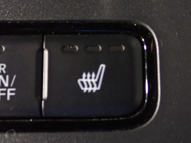 ステップワゴン ｅ：ＨＥＶスパーダ　ギャザズ１１．４インチナビ　フルセグＴＶ　ブルートゥース　天吊りモニター　両側電動スライドドア　シートヒーター　ＬＥＤオートライト　ワンオーナー　禁煙車　Ｐセンサー　パワーテールゲート　ＢＳＩ（12枚目）