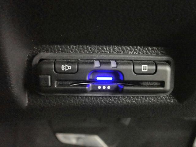 ヴェゼル e:HEVZ ギャザズ9インチナビ フルセグTV ブルートゥース Bカメラ ETC車載器 LEDオートライト オートハイビーム ワンオーナー 禁煙車 ドラレコ前後 パーキングセンサー シート&ステアリングヒーター(11枚目)