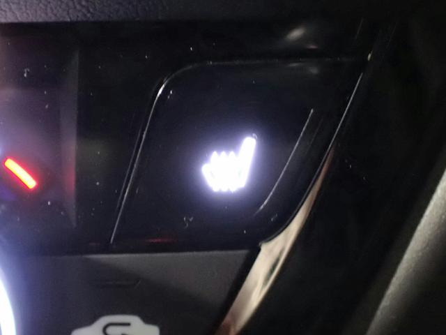 ヴェゼル e:HEVZ ギャザズ9インチナビ フルセグTV ブルートゥース Bカメラ ETC車載器 LEDオートライト オートハイビーム ワンオーナー 禁煙車 ドラレコ前後 パーキングセンサー シート&ステアリングヒーター(12枚目)