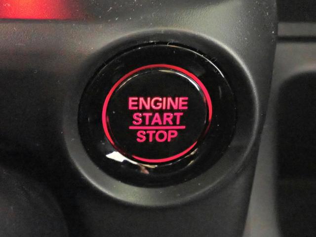 N-BOXカスタム コーディネートスタイル オーディオレス バックカメラ 両側電動スライドドア LEDオートライト ワンオーナー 禁煙車 シートバックテーブル パーキングセンサー シートヒーター レザーシート USB充電 ホンダセンシング(16枚目)